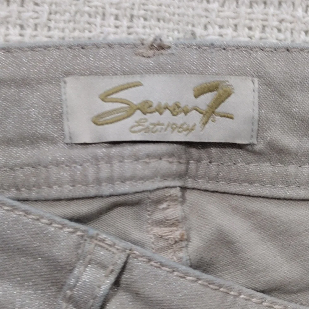 EUC Seven7 Tan Metallic Skinny jeans size 4 - Picture 12 of 15